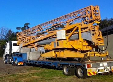 Potain HD-16 tower crane