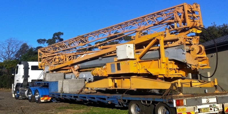 Potain HD 16C on Semi2 2